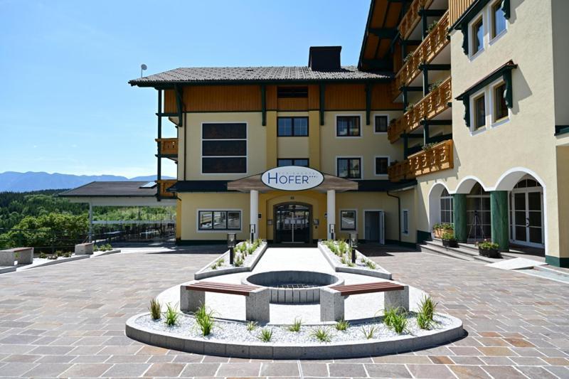 Ferienhotel Hofer Superior Strass im Attergau Exterior photo