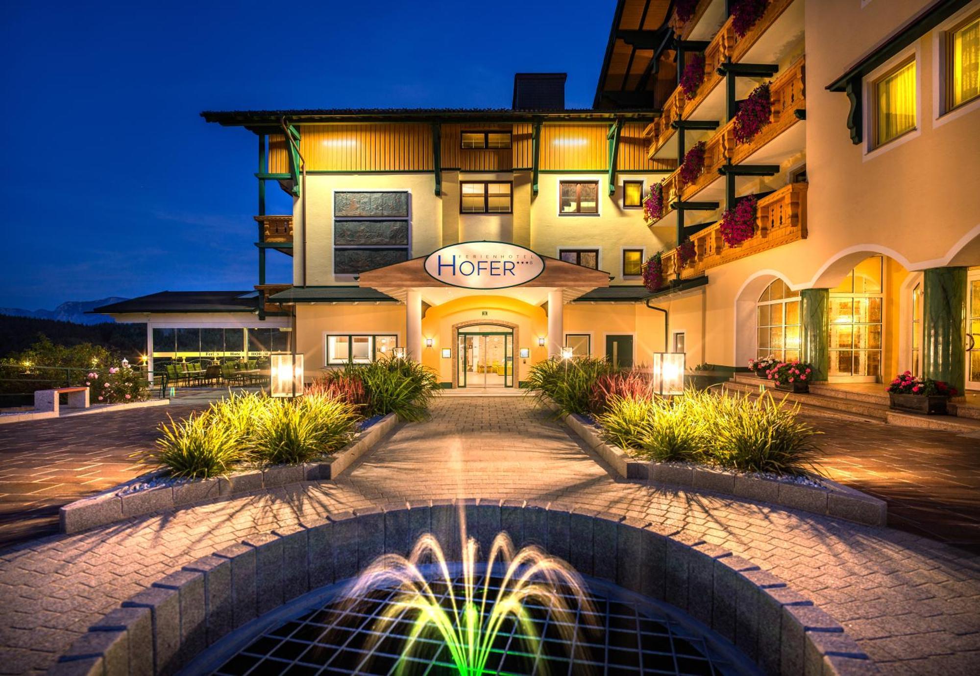 Ferienhotel Hofer Superior Strass im Attergau Exterior photo